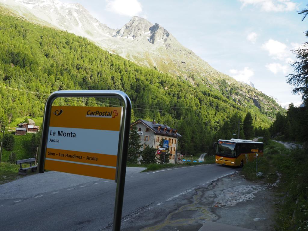 Aiguille De La Tza Hotell Arolla Rum bild