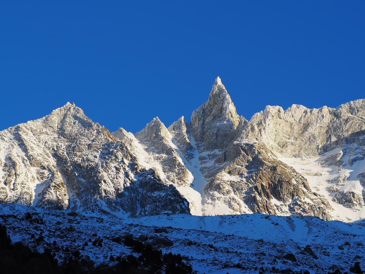 Aiguille De La Tza Hotell Arolla Exteriör bild